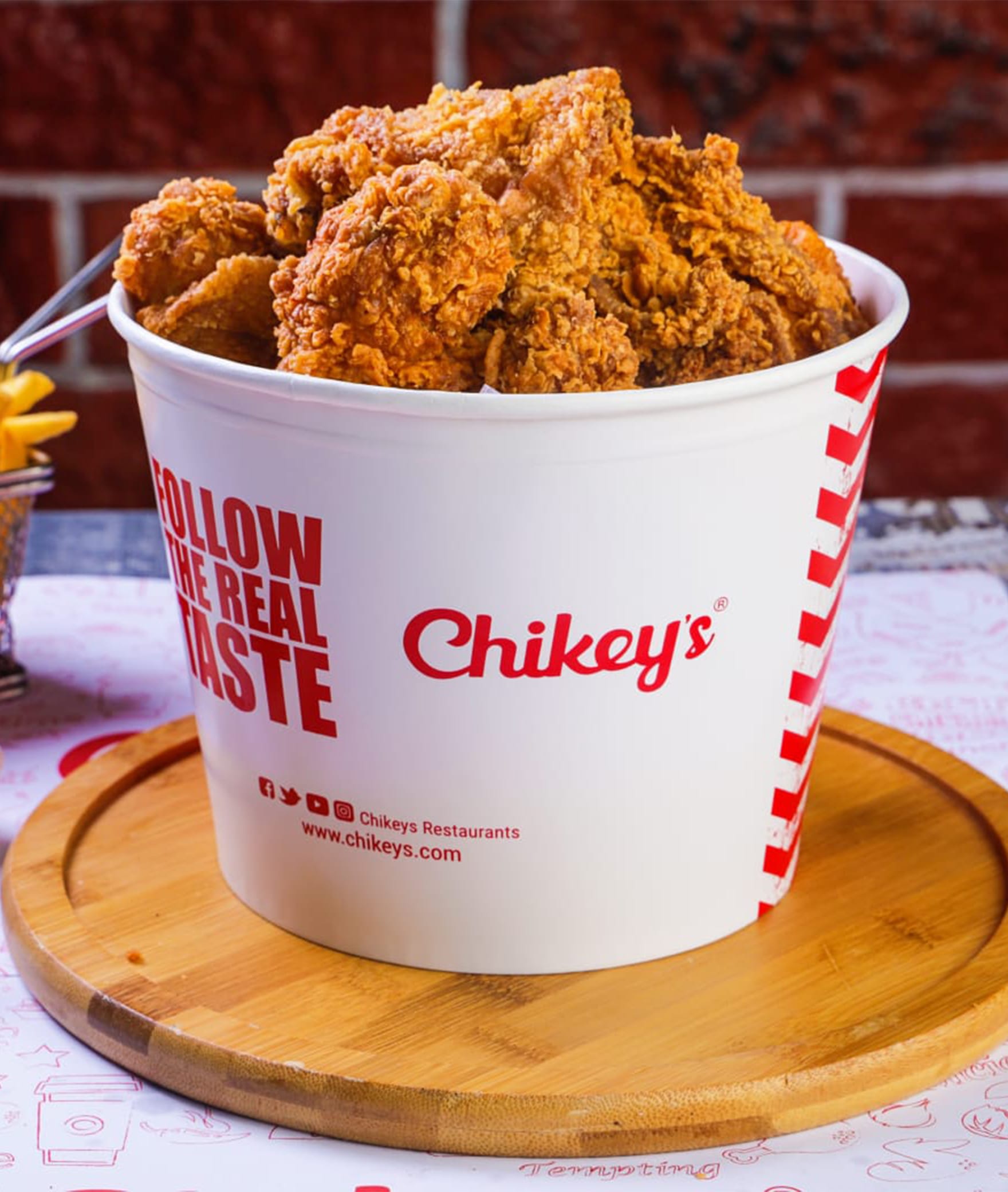 Chikey's - Logo