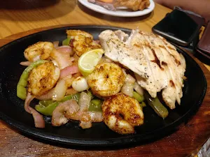 Chili's Grill & Bar - Logo