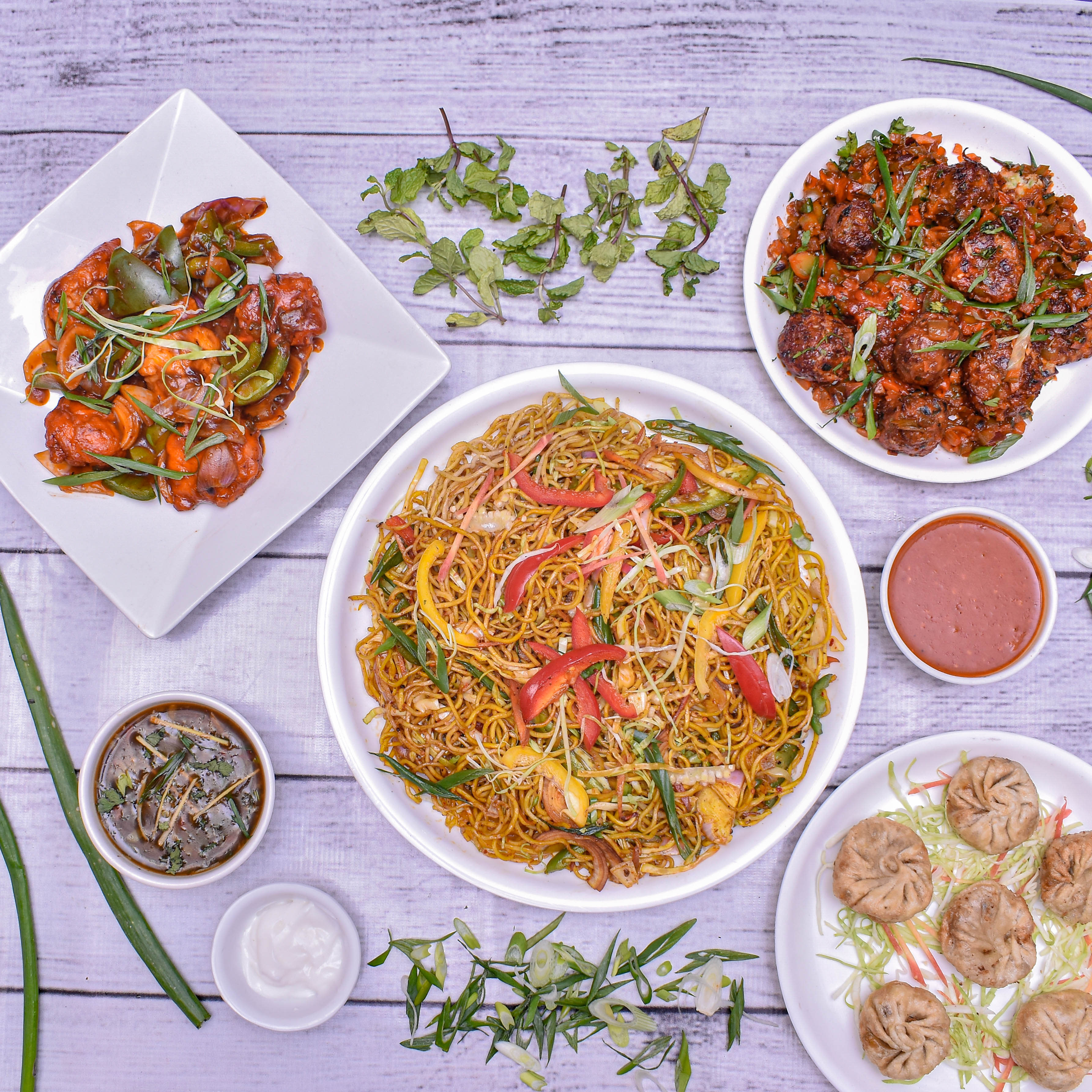 Chinese Food Hut - Logo