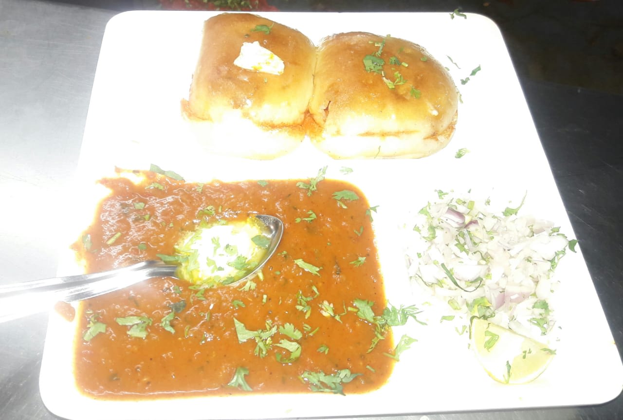 Chowpati Pav bhaji( mahaveer chauk) - Logo