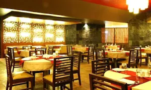 Chung Wah - Logo