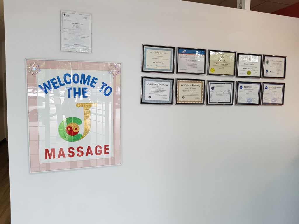 CJ MASSAGE THERAPY - Logo