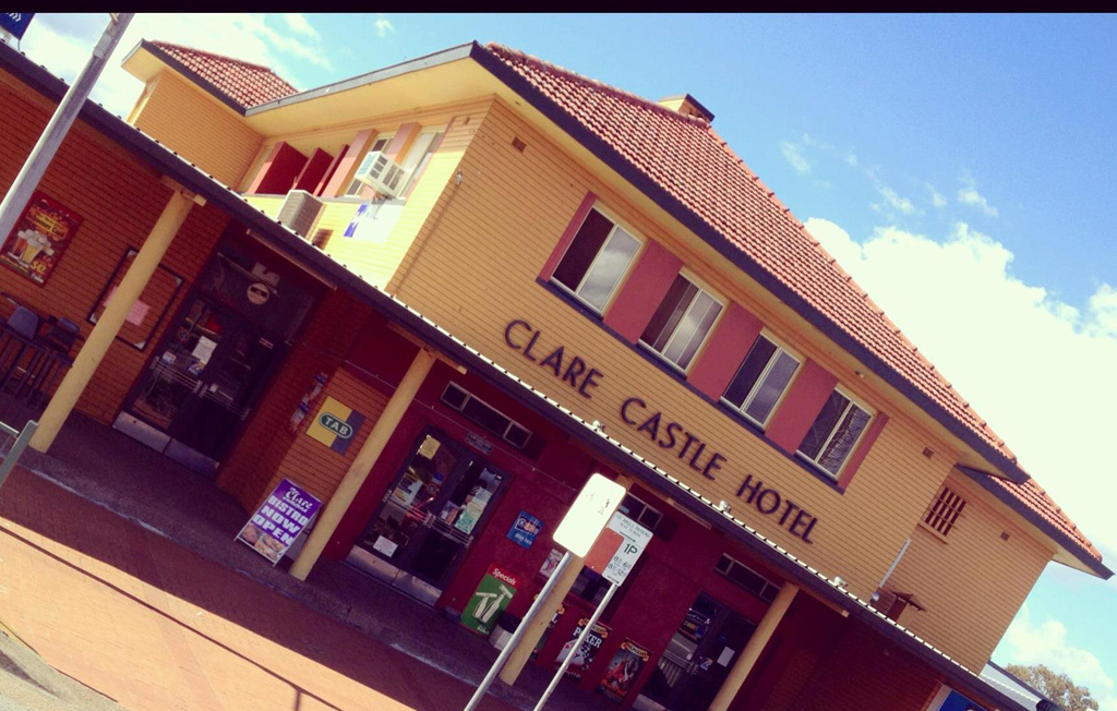 Clare Castle Hotel - Logo
