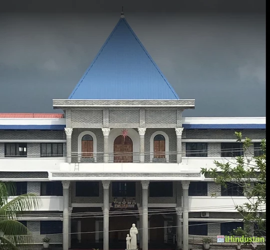 CMI Public School Chalakudy - Logo