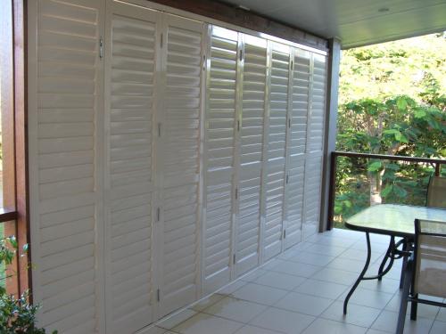 Coastal Blind Installations - Logo