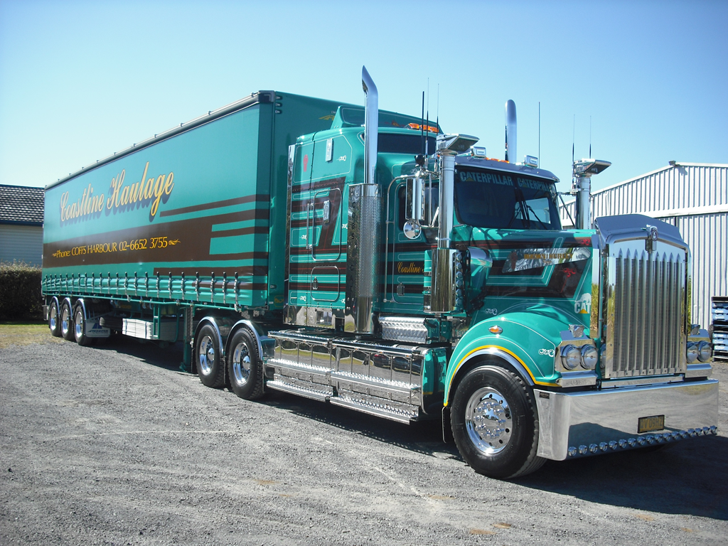 Coastline Haulage - Logo