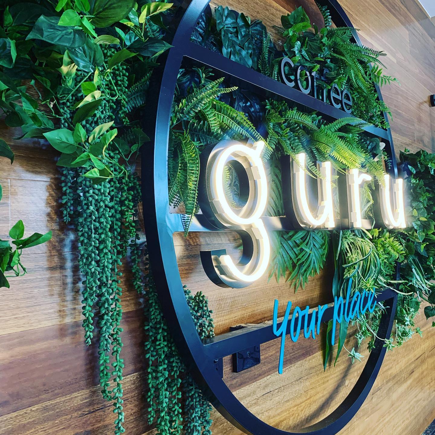 Coffee Guru - Logo