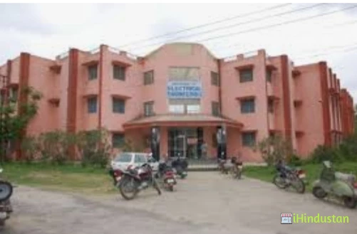 College Of Technology And Engineering - Logo