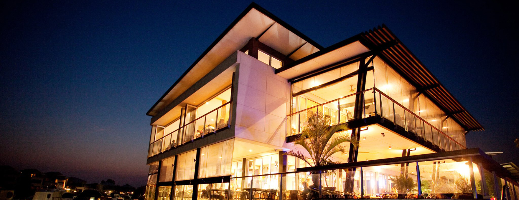 Coomera Waters Tavern - Logo