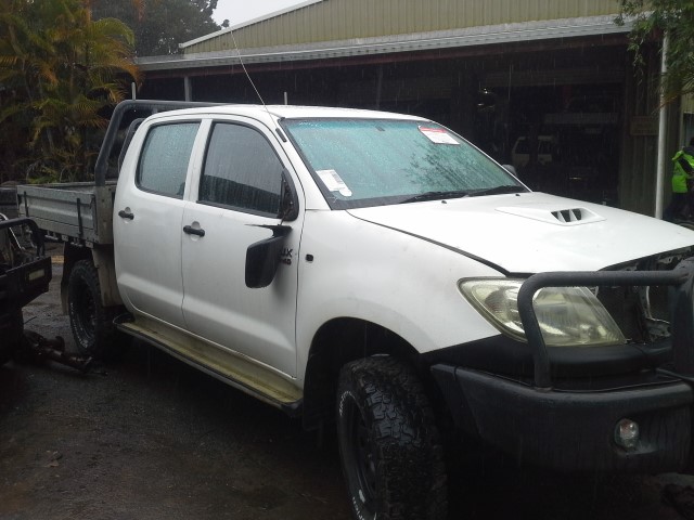 Cooroy Auto Wreckers & Cooroy Engine Centre - Logo
