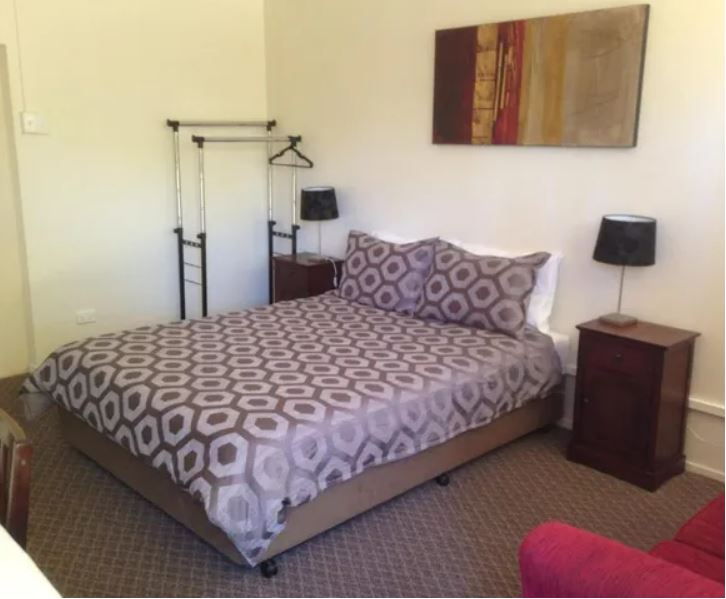 Copper Gate Motel - Logo