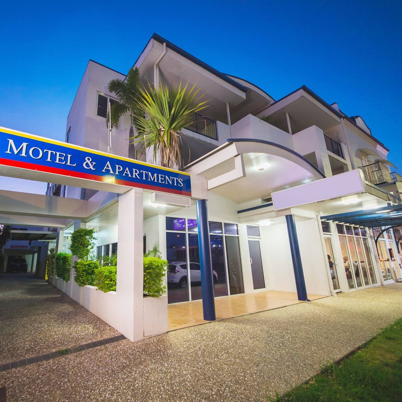 Cosmopolitan Motel & Serviced Apartments - Cover photo