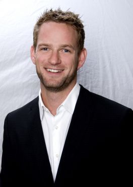 Craig Watson RE/MAX Real Estate Centre - Logo