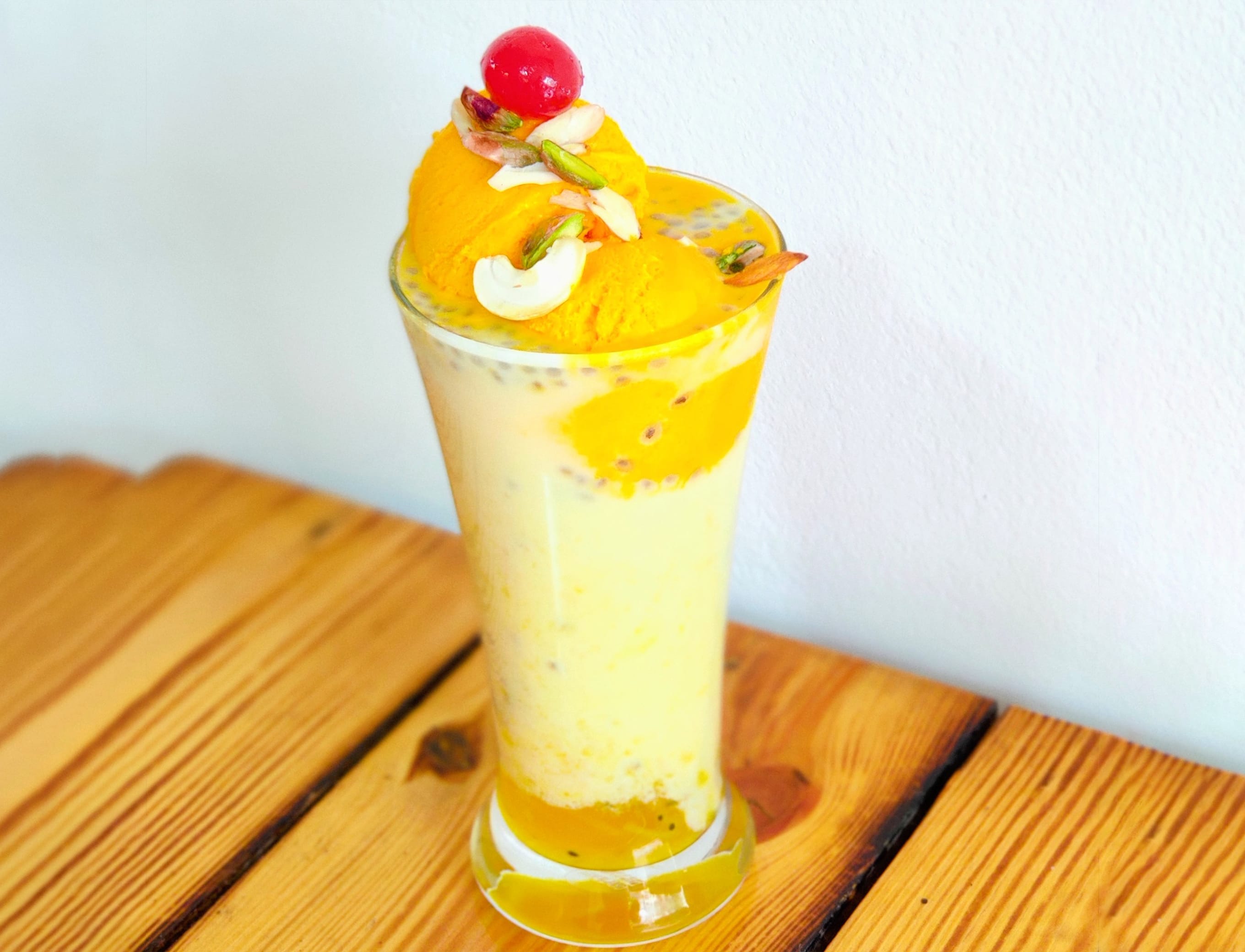 Cream Chills - Logo