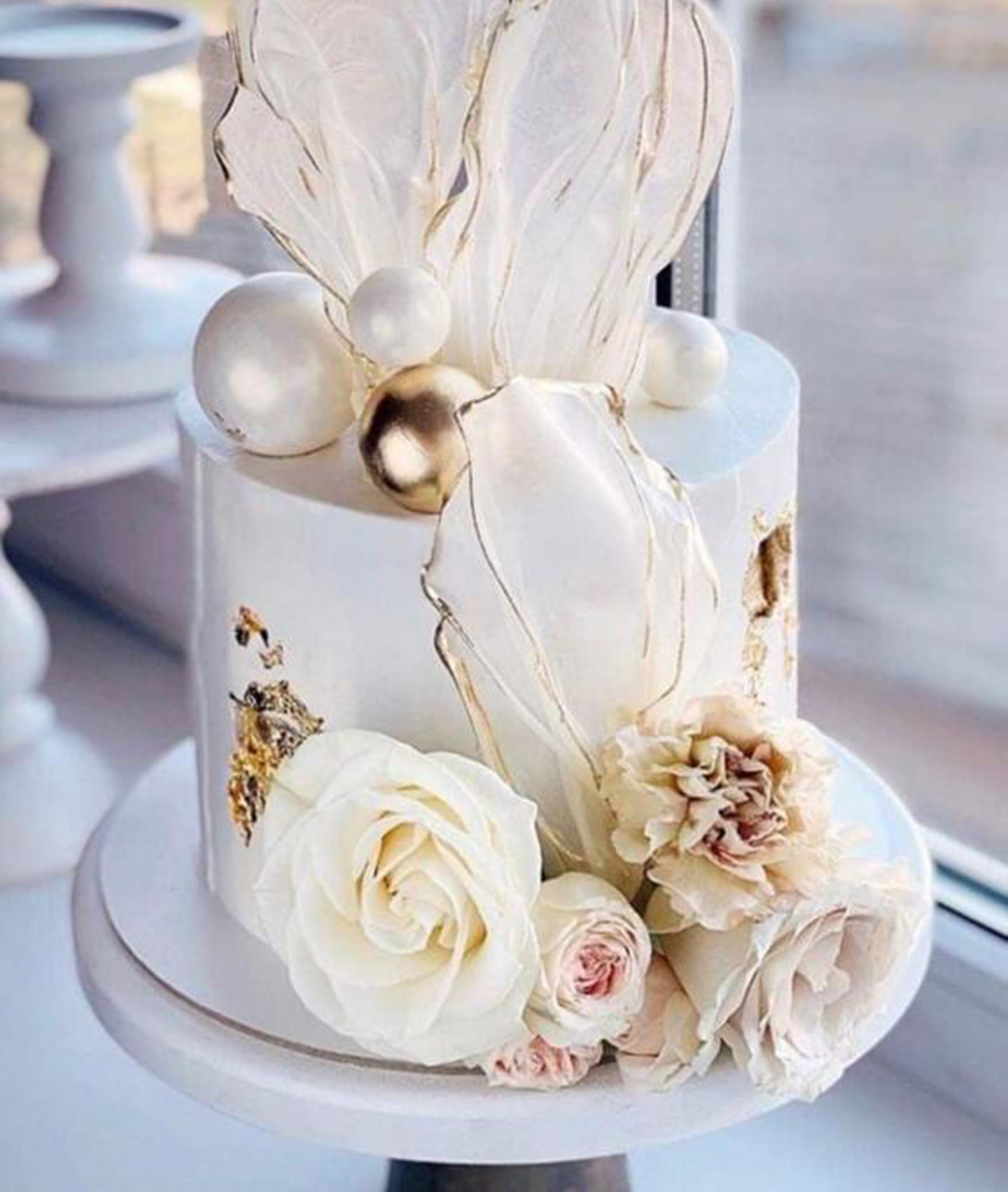 Cream Rose - Logo