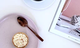 Cream Stone Ice Cream Cakes - Logo