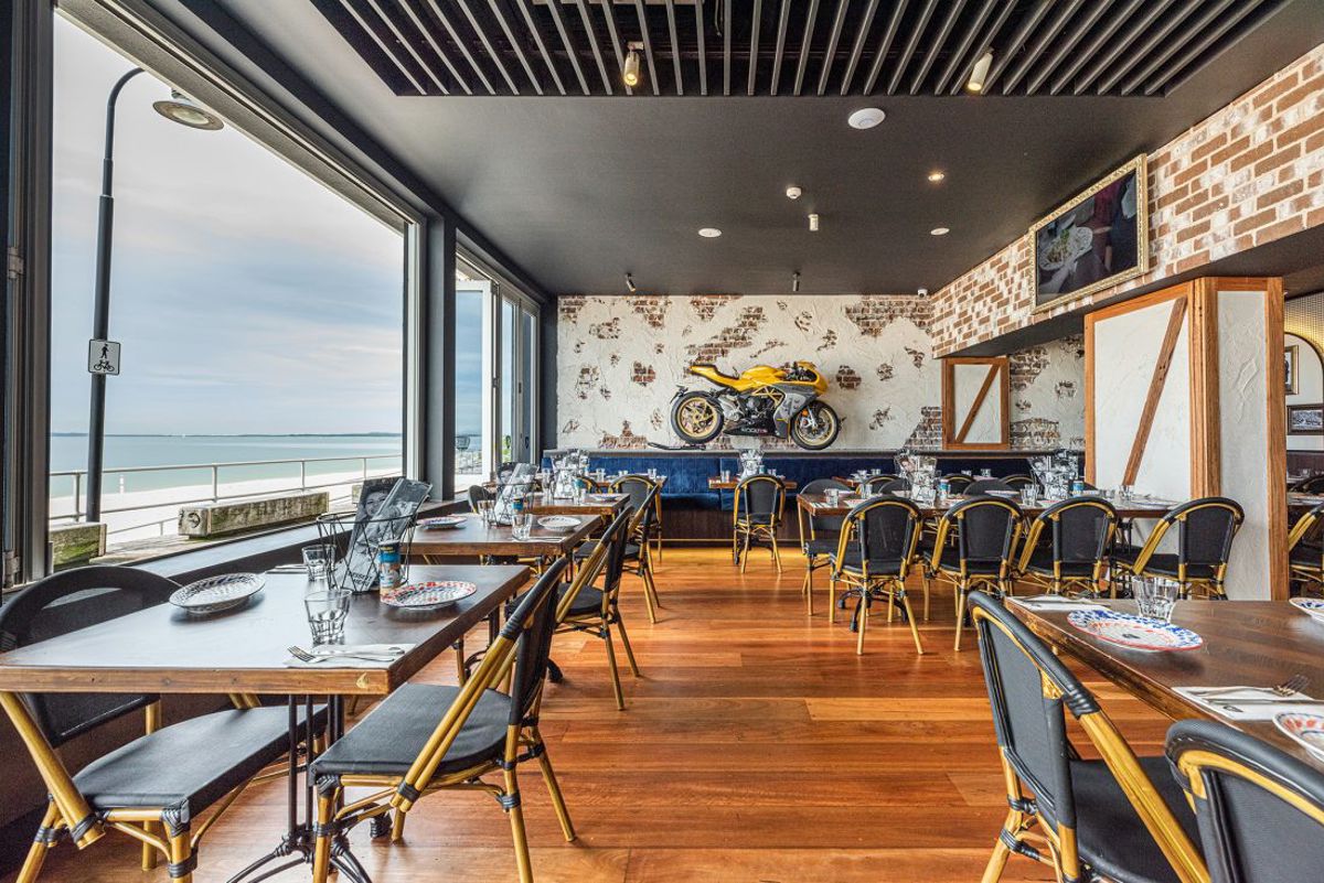 CRINITI'S @ Brighton-Le-Sands - Logo