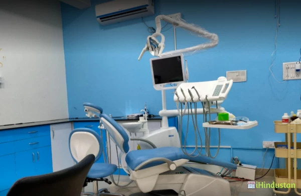 Crown Dental Care - Logo