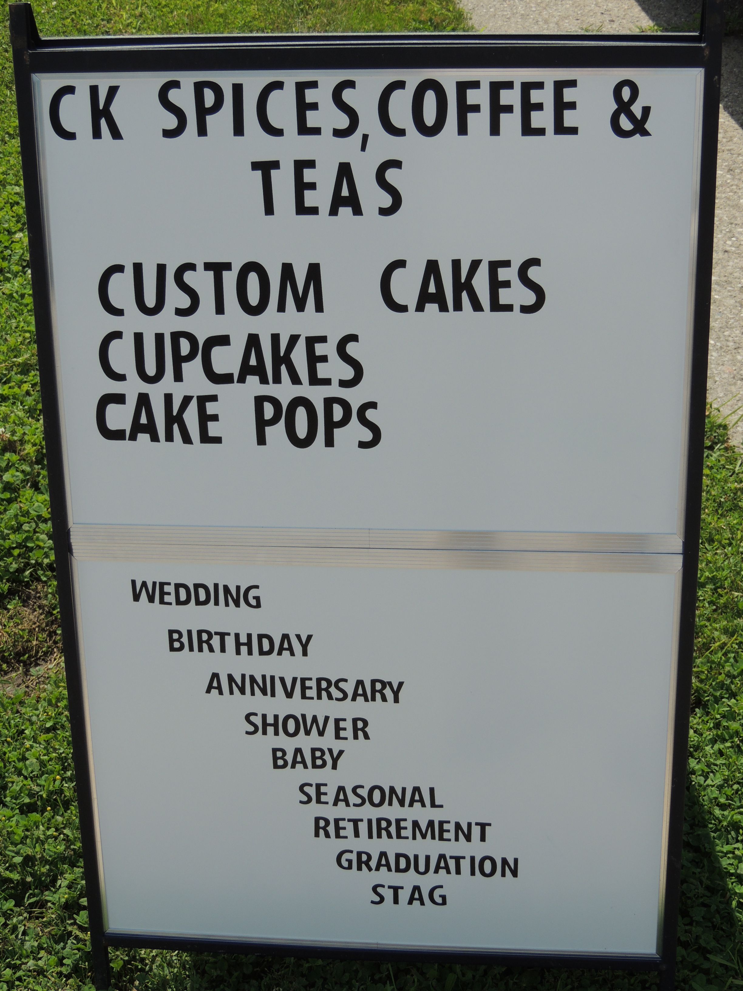 Crowning Glory Cakes &a; Cake Adornments - Logo