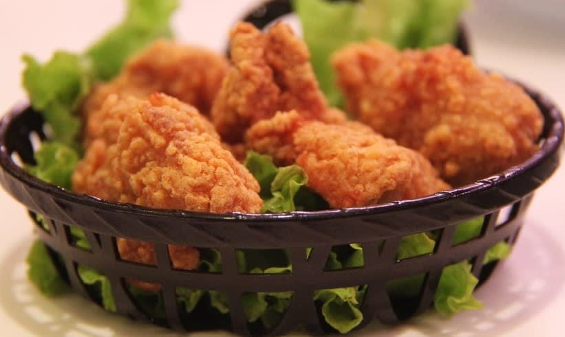 CRUNCHY FRIED CHICKEN - Logo