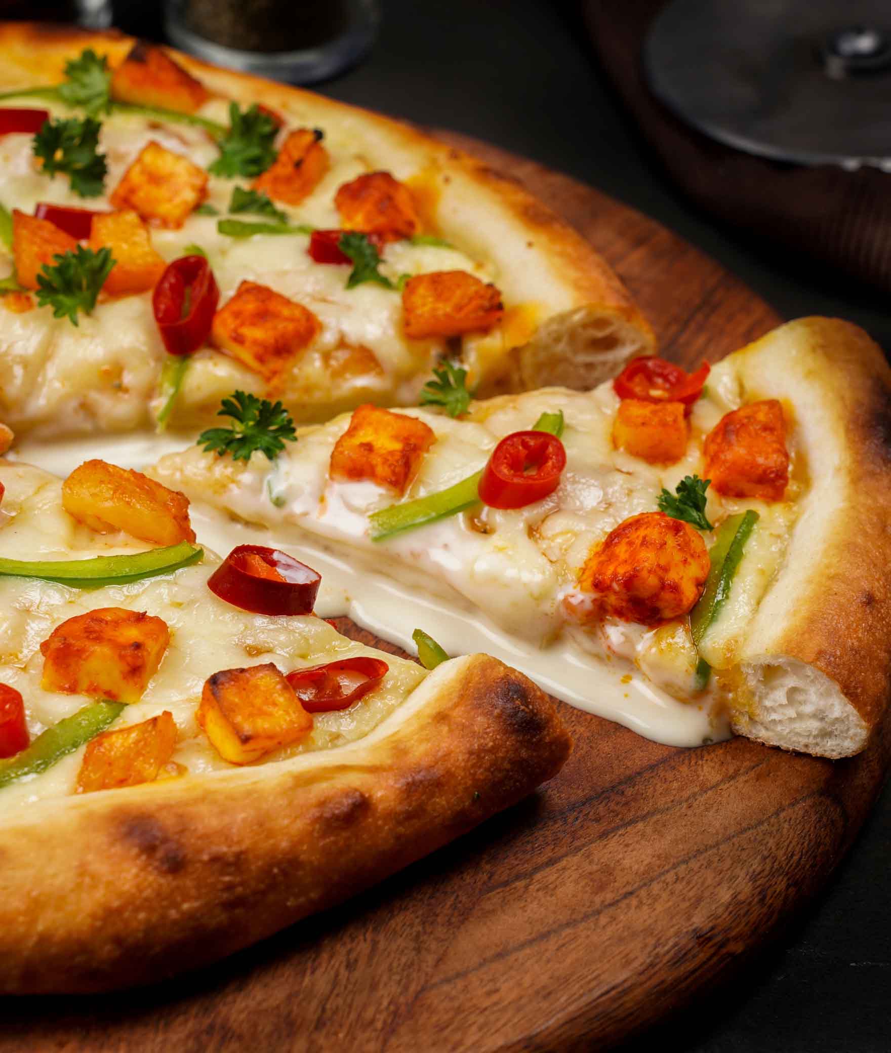 Crusto's - Cheese Burst Pizza - Logo