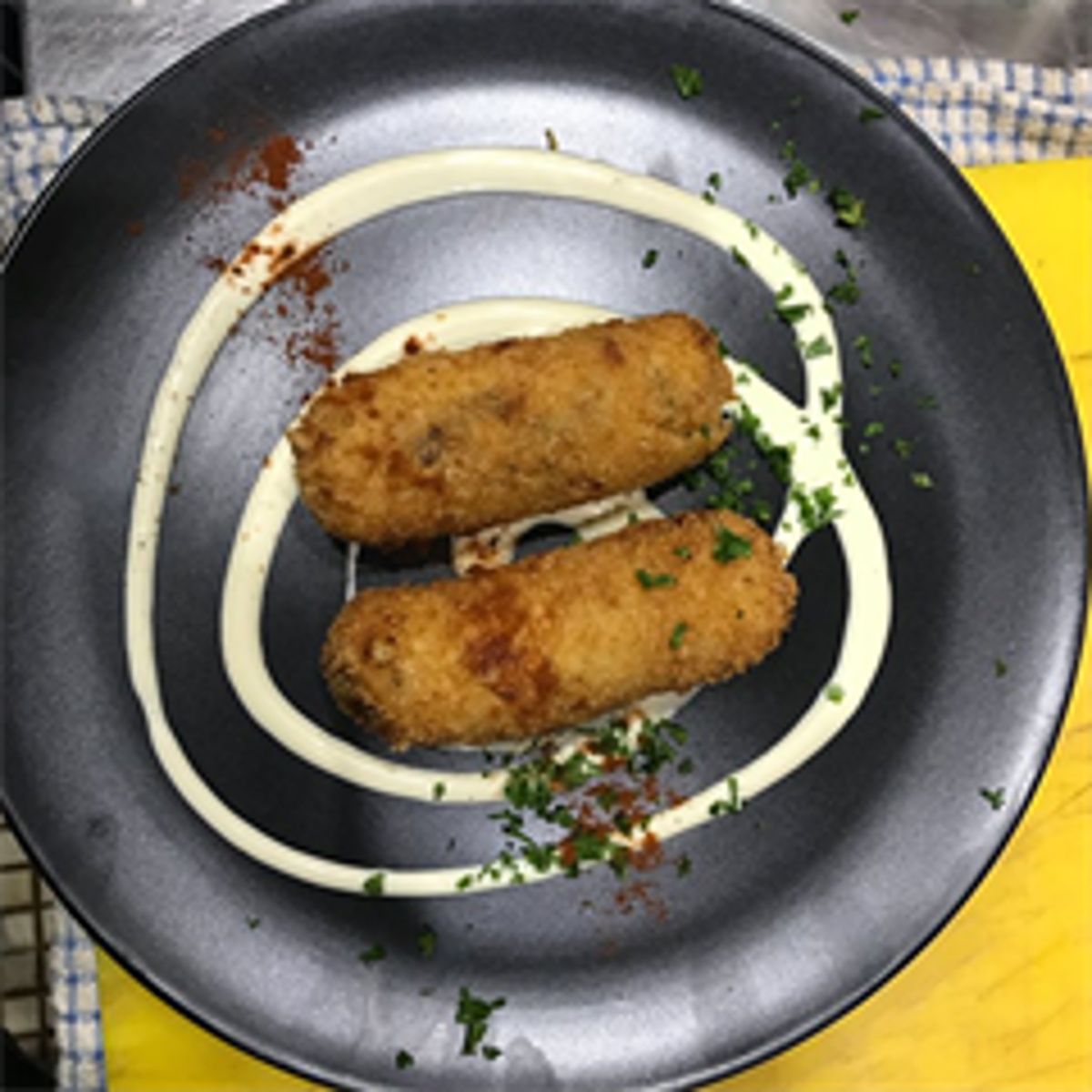 Cru Tapas Bar & Kitchen - Logo