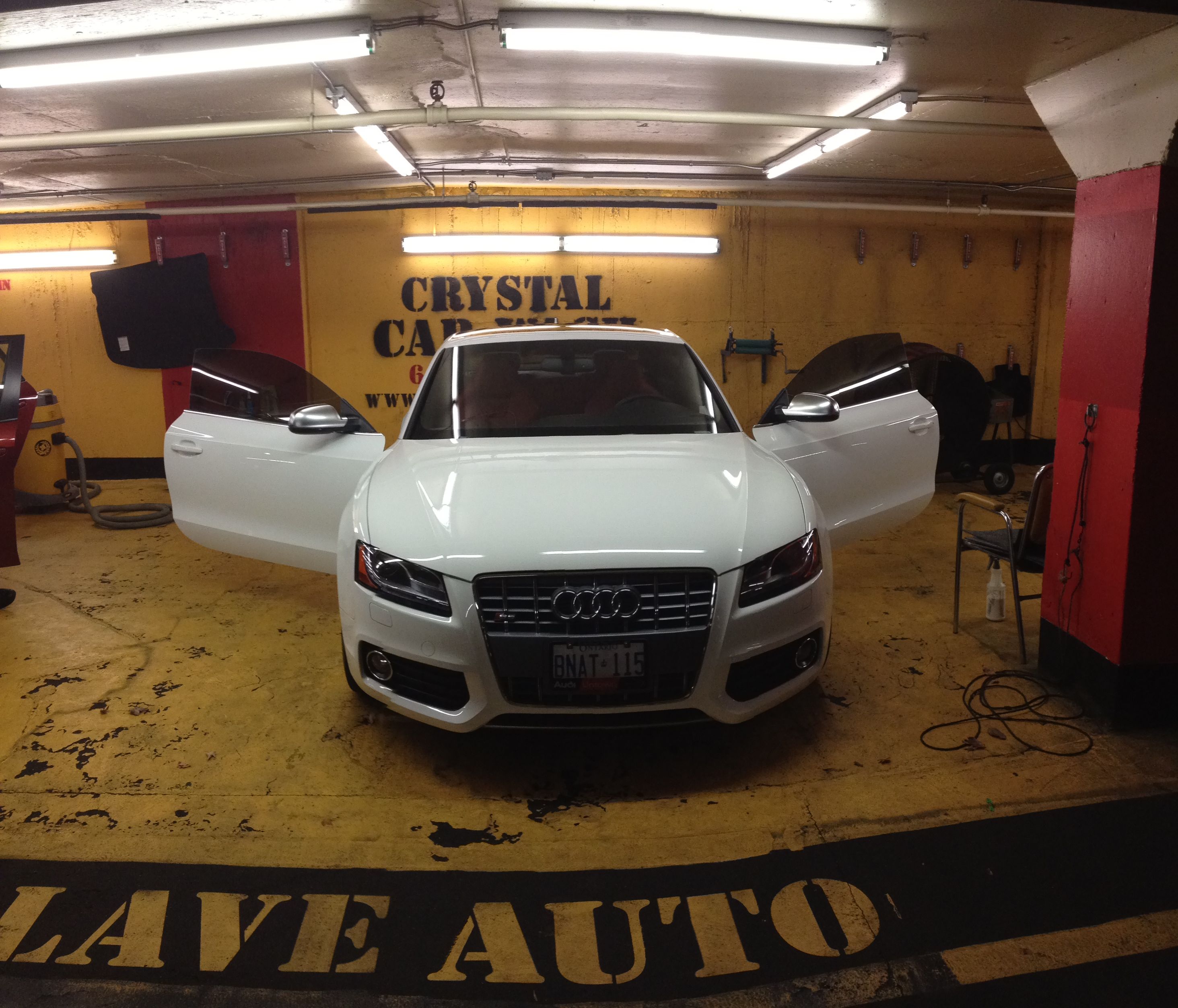 Crystal Carwash - Logo