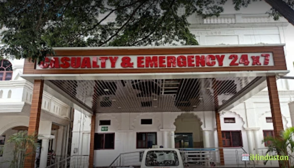 CSI Holdsworth Memorial Mission Hospital - Logo