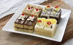 Cupcake Bliss Cakes & Desserts - Cover photo