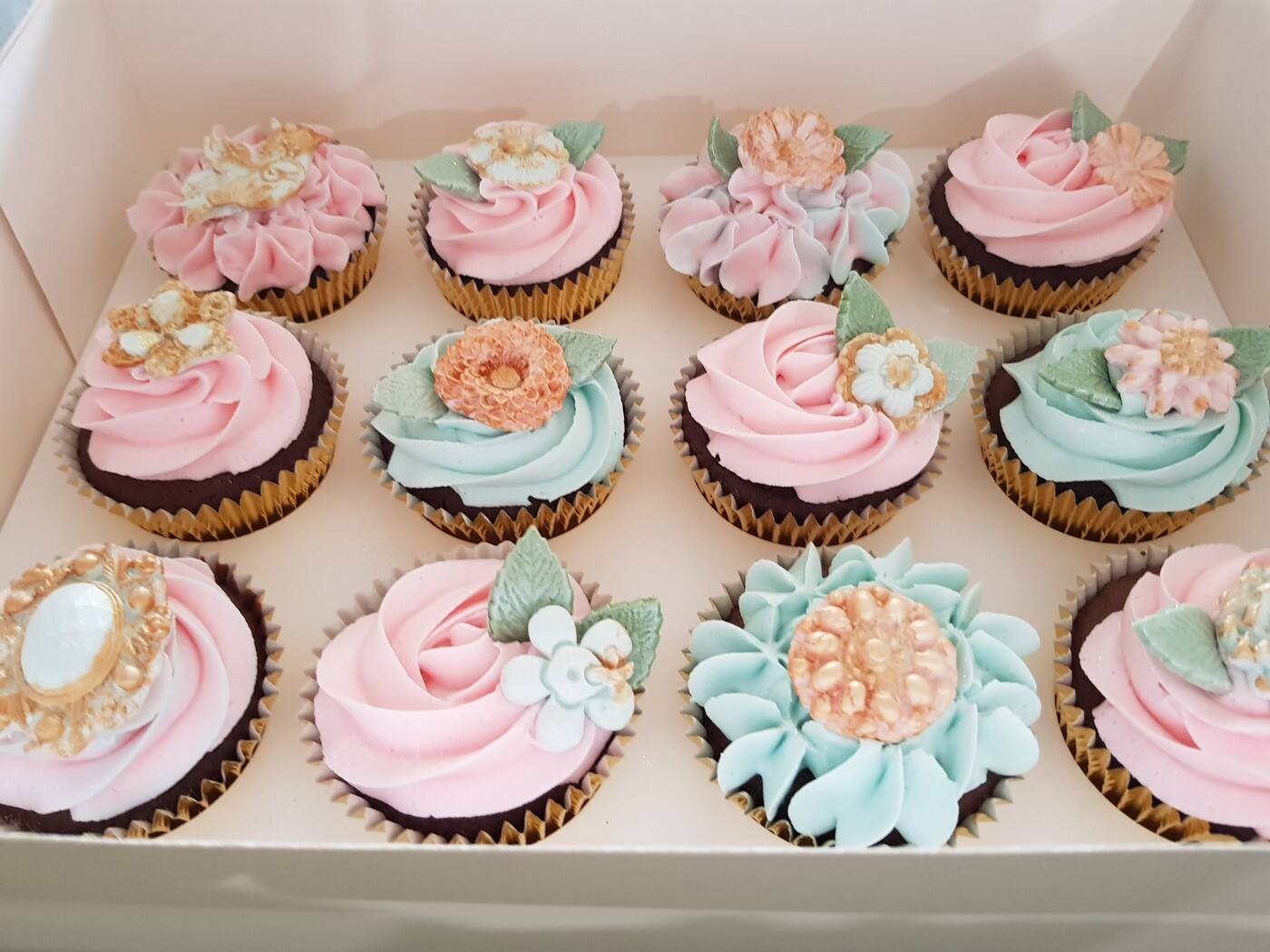 Cupcake Crayzee - Cover photo