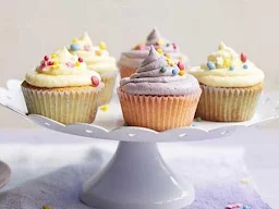 Cupcake Noggins - Logo