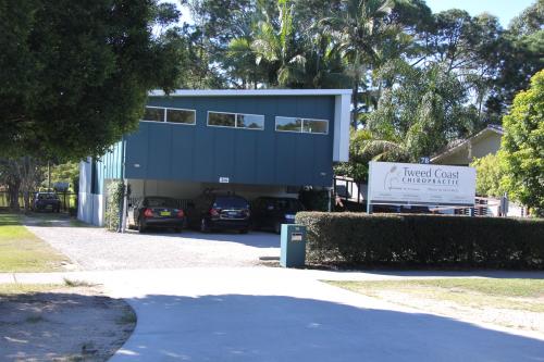 Curnow Ian - Logo