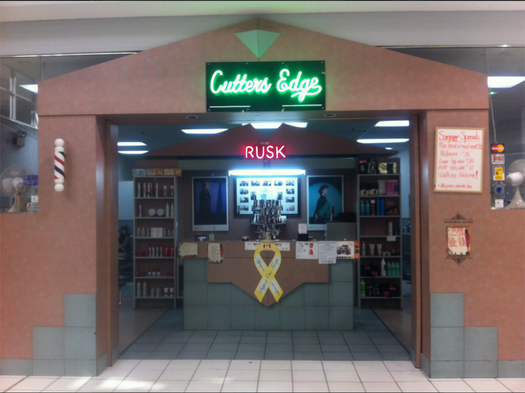 Cutter&s;s Edge Unisex Hairstyling and Esthetics - ALIC - Logo