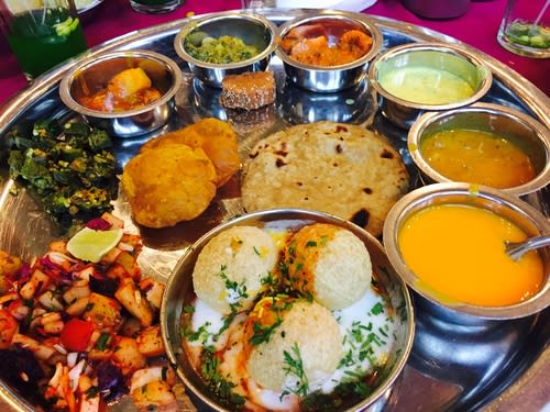 Dabbawala Thali House - Logo