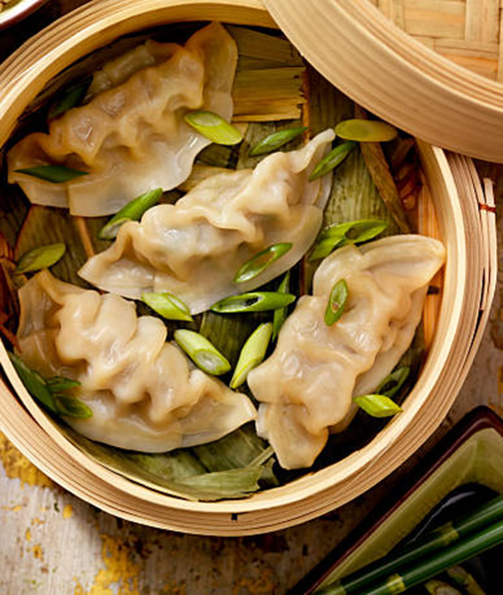 Dahiya Momos Hub - Logo