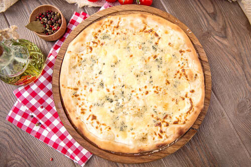 Daily Pizza - Logo