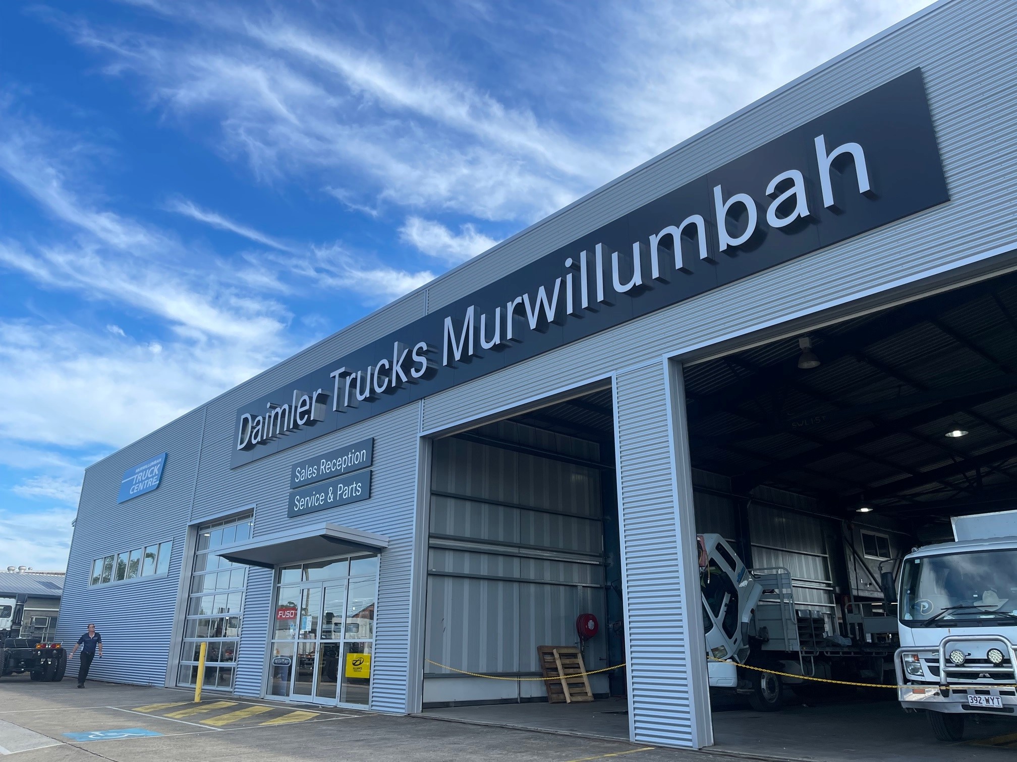 Daimler Trucks Murwillumbah - Logo
