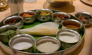 Dakshin - Sheraton Hotel - Logo