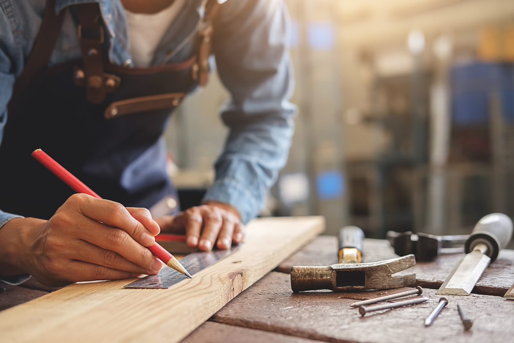 Dana Bradley Carpentry - Logo