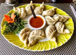 Darjeeling Momos - Logo