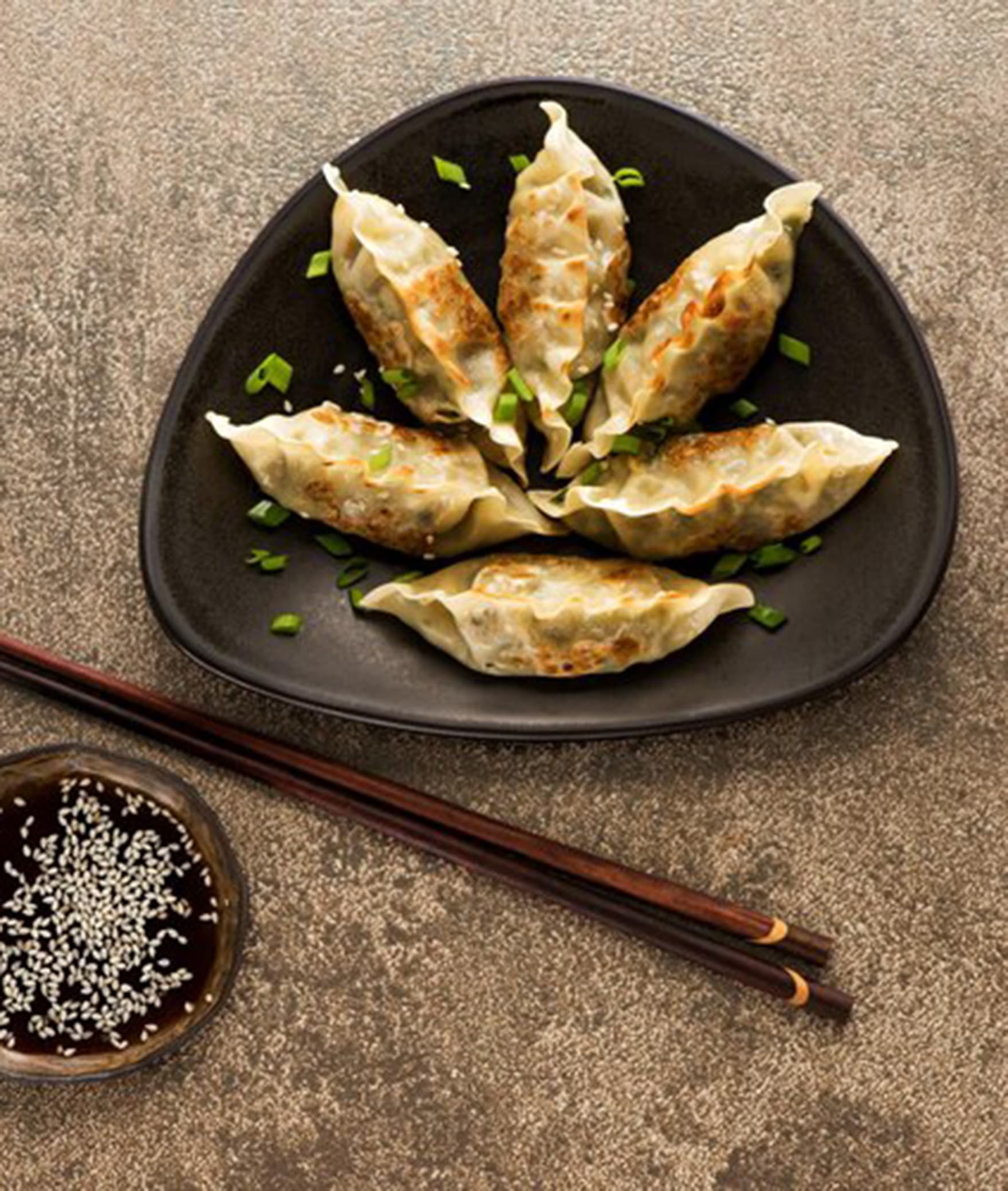 Darjeeling Momos - Logo