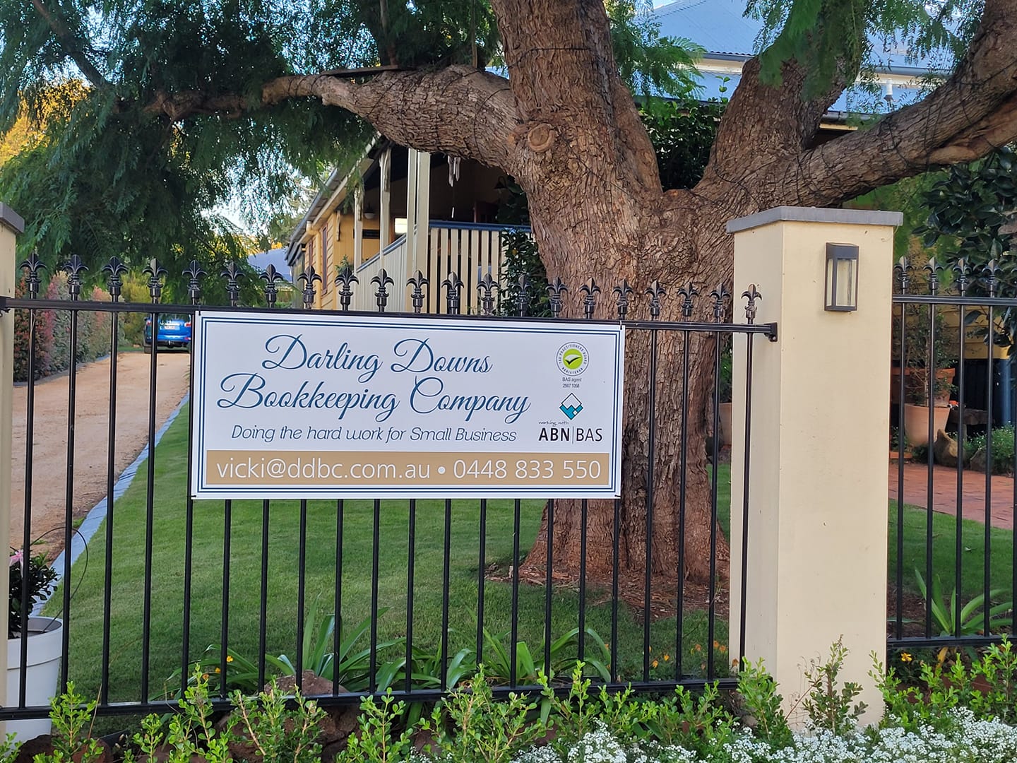 Darling Downs Bookkeeping Company - Logo