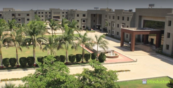 Darshan University - Logo
