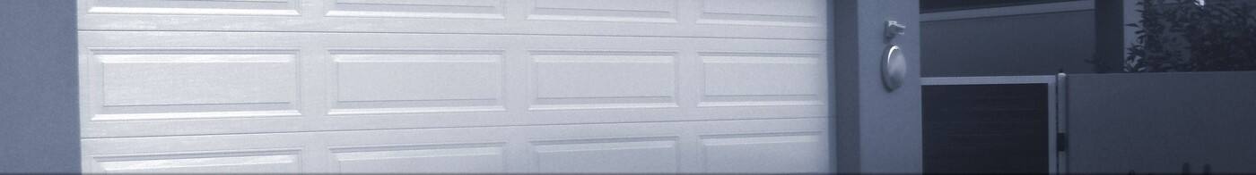 Dave Hughes Garage Doors - Logo