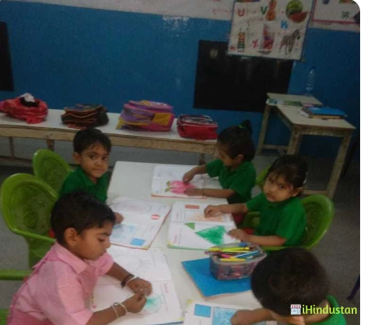 Dayanand Public School - Logo