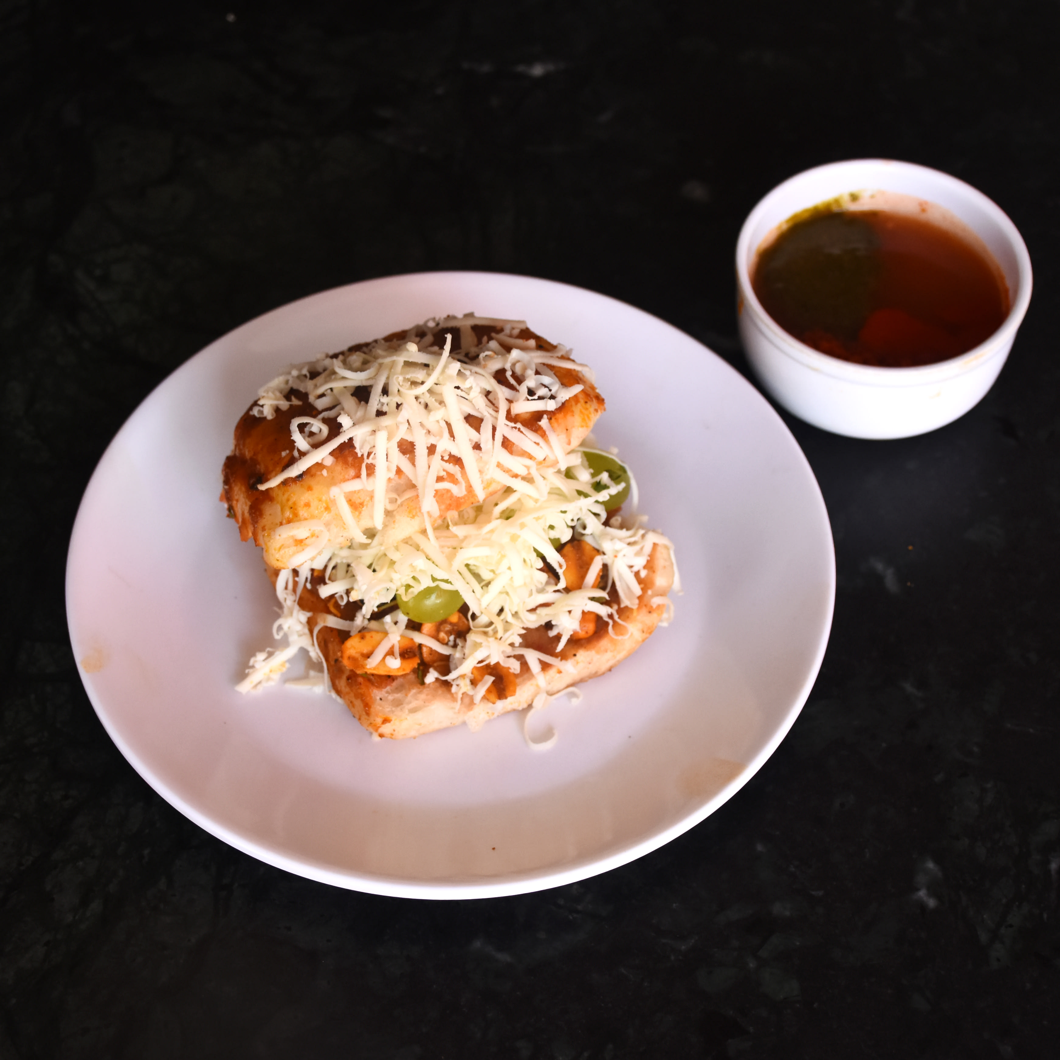 Day NIght Vada Pav & Dabeli - Logo