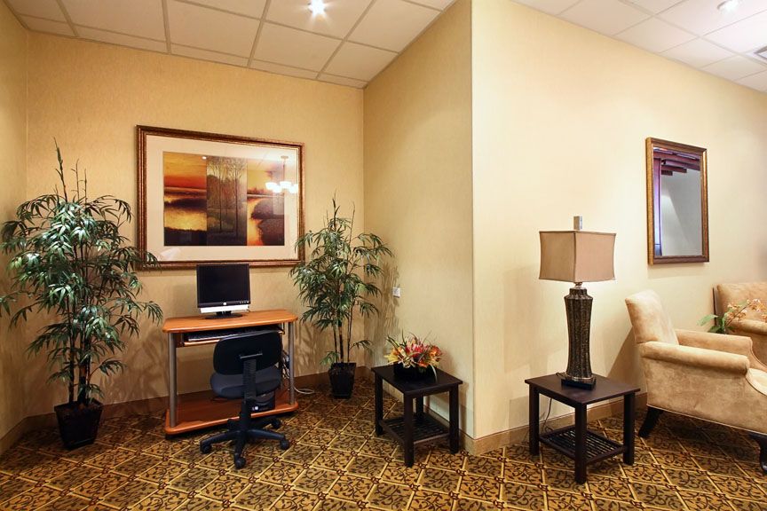 Days Inn - Downtown Edmonton - Logo