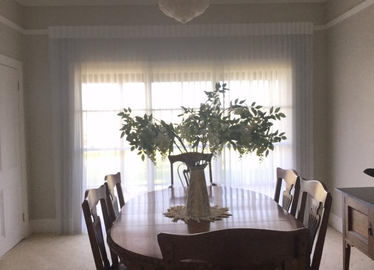 DB Finishing Touch � Luxaflex Window Fashions Gallery - Logo