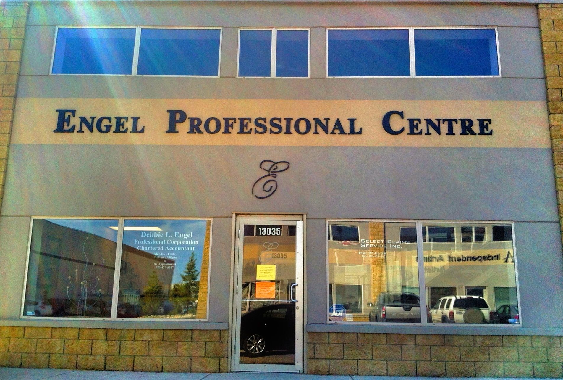 Debbie Engel Professional Corporation - Logo