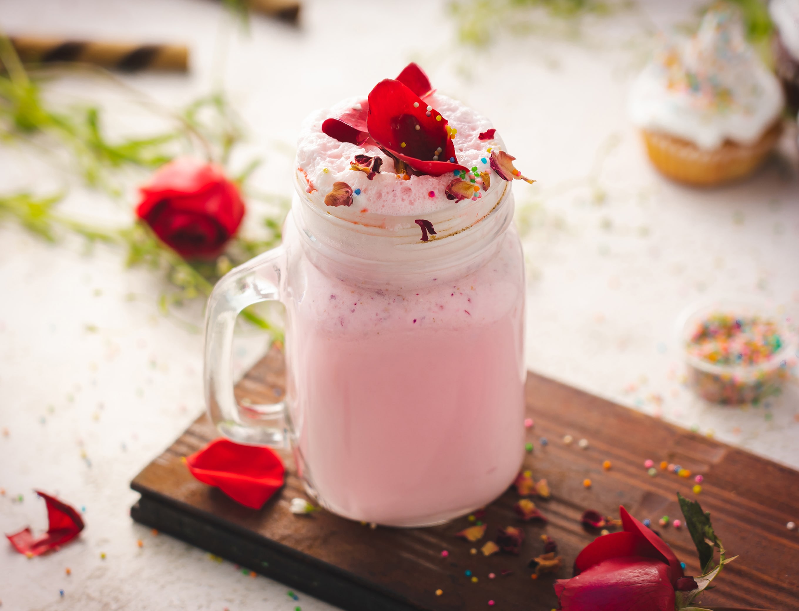 Deepak Royal Falooda Kulfi And Shakes - Logo